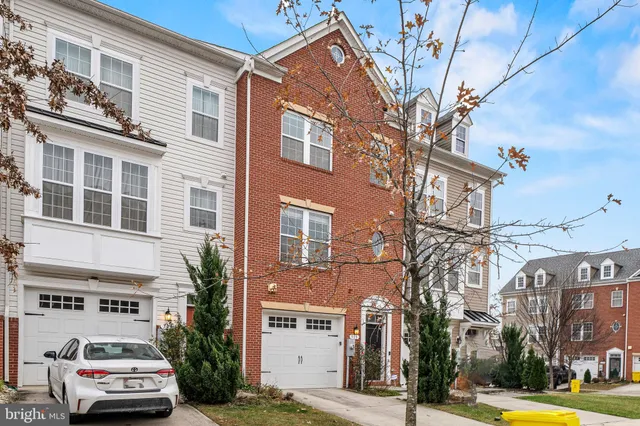 a car parked in front of a building