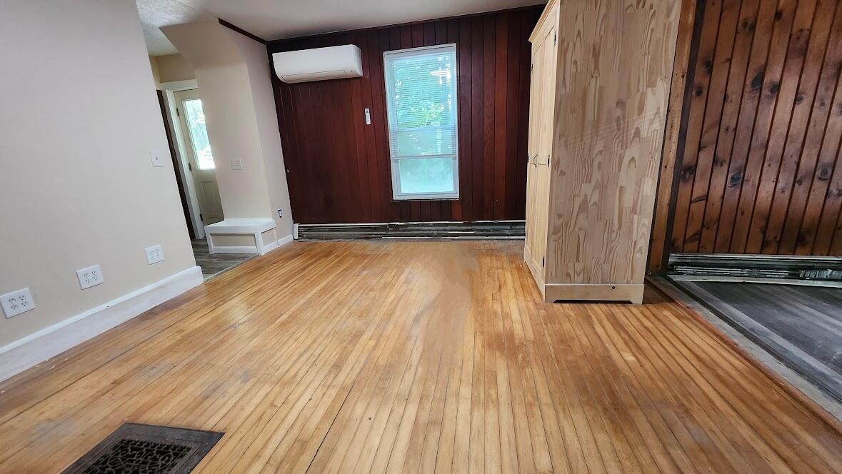 69 Walter Street Bangor, ME 04401 - Photo 4 of 28 20250815_113536~2 (1)