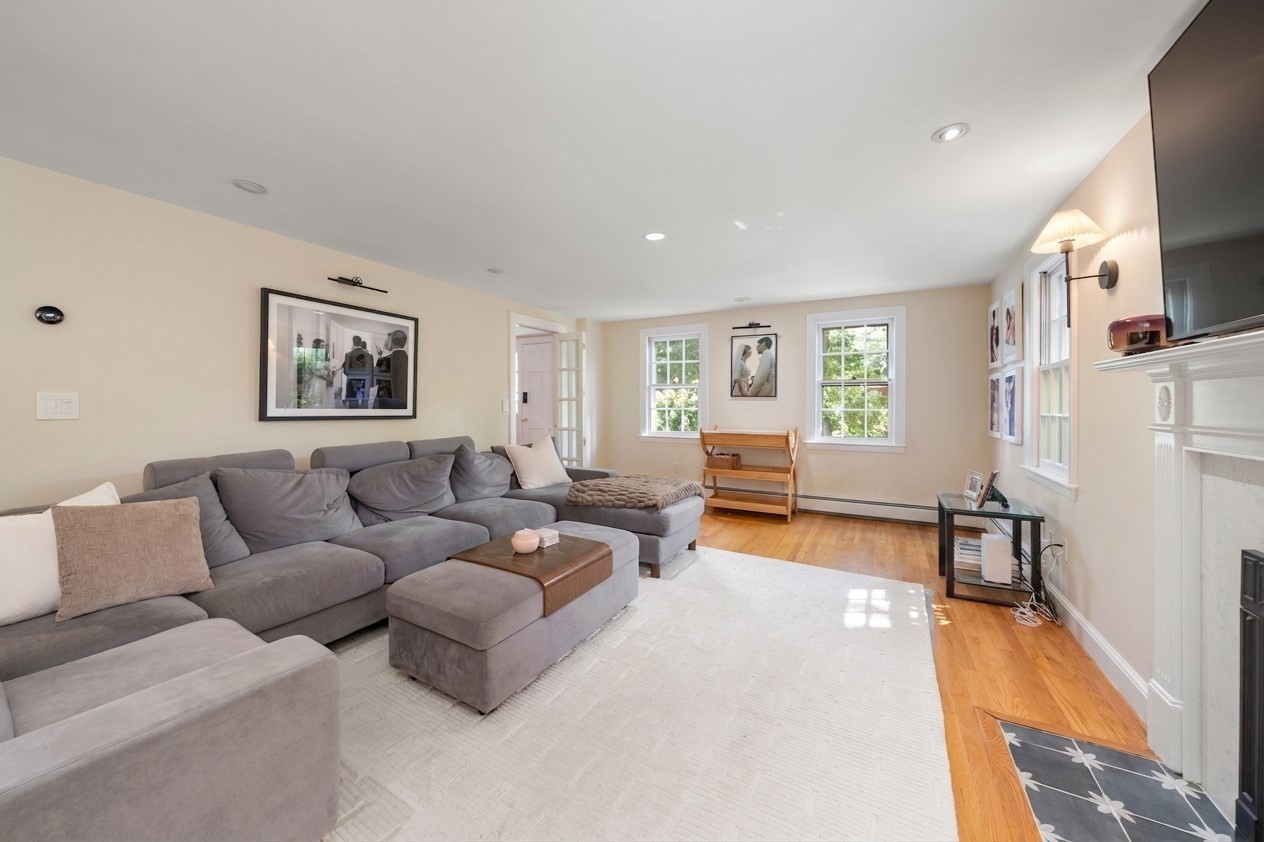 14 Thoreau Road Acton, MA 01720 - Photo 12 of 41 Gallery Image 12