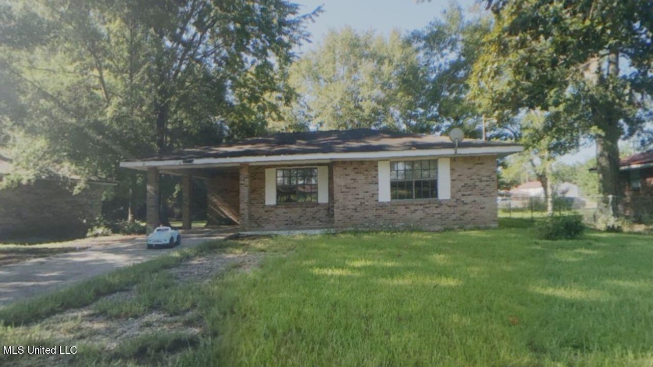 313 Rosa Street Picayune, MS 39466 - Photo 1 of 18 Front Exterior