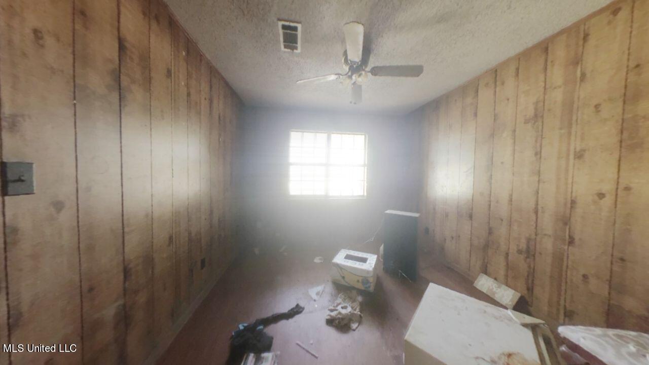 313 Rosa Street Picayune, MS 39466 - Photo 3 of 18 313 ROSA ST 9 Jessica Kinder