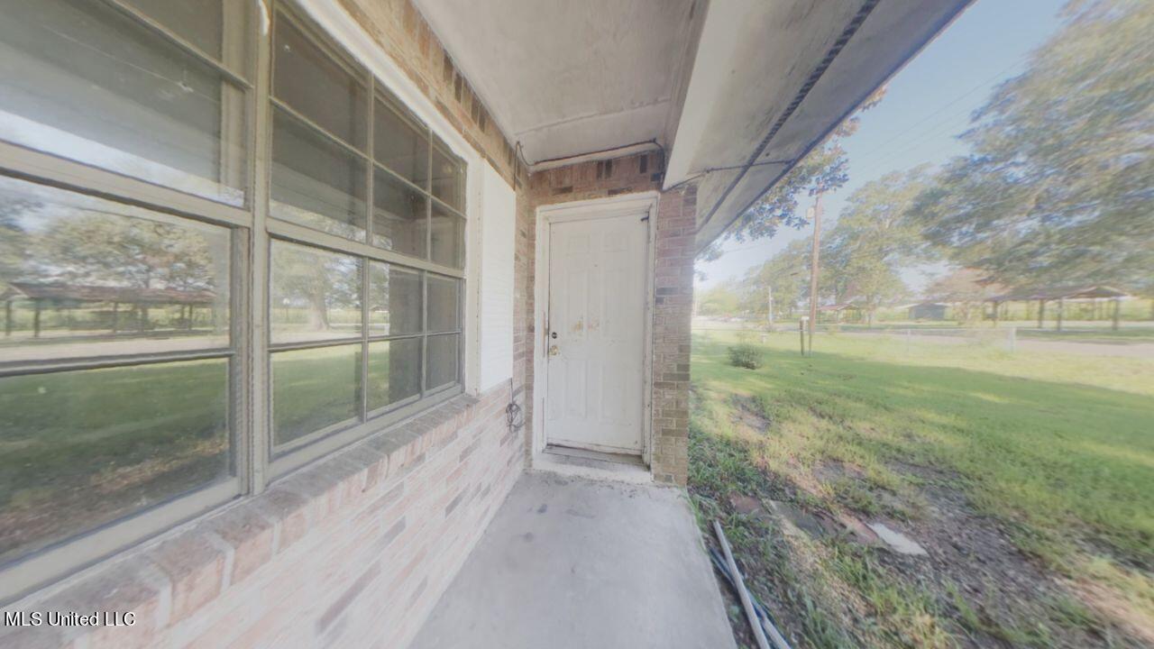 313 Rosa Street Picayune, MS 39466 - Photo 8 of 18 313 ROSA ST 14 Jessica Kinder