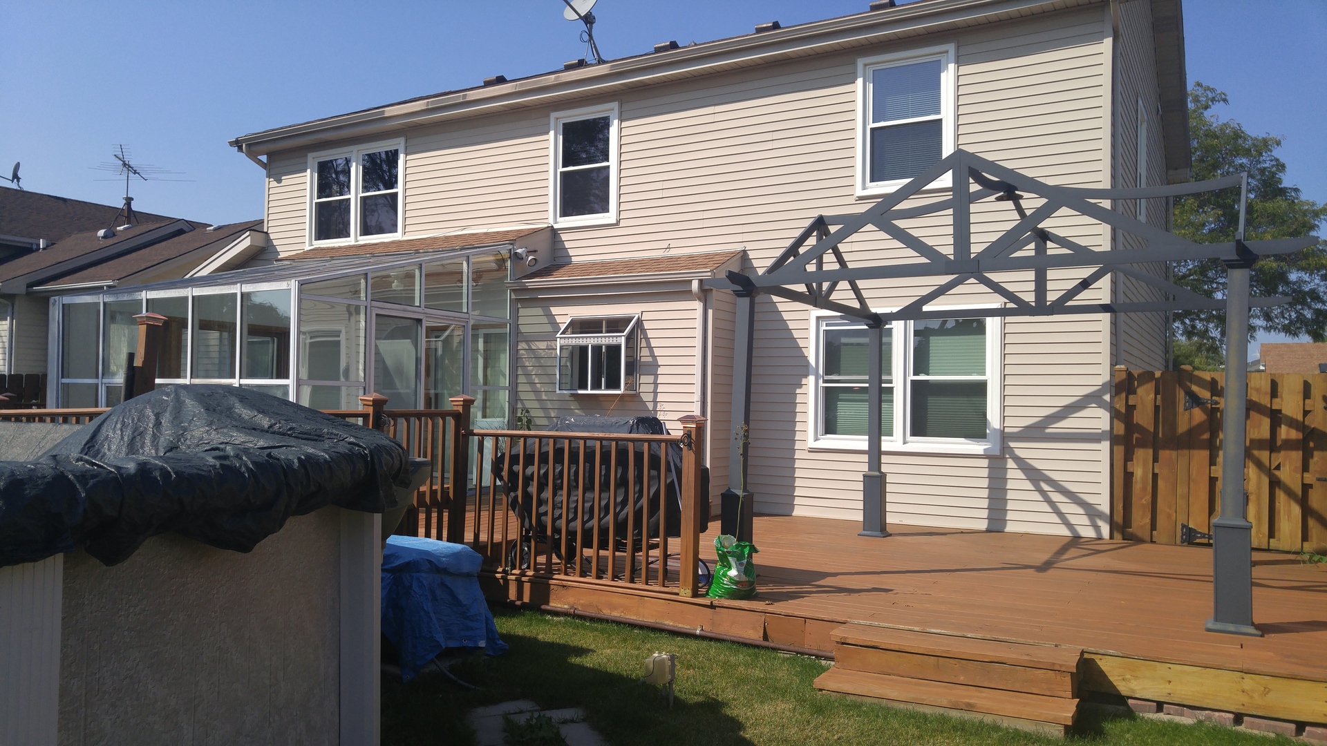 732 Longtree Drive Wheeling, IL 60090 - Photo 2 of 53