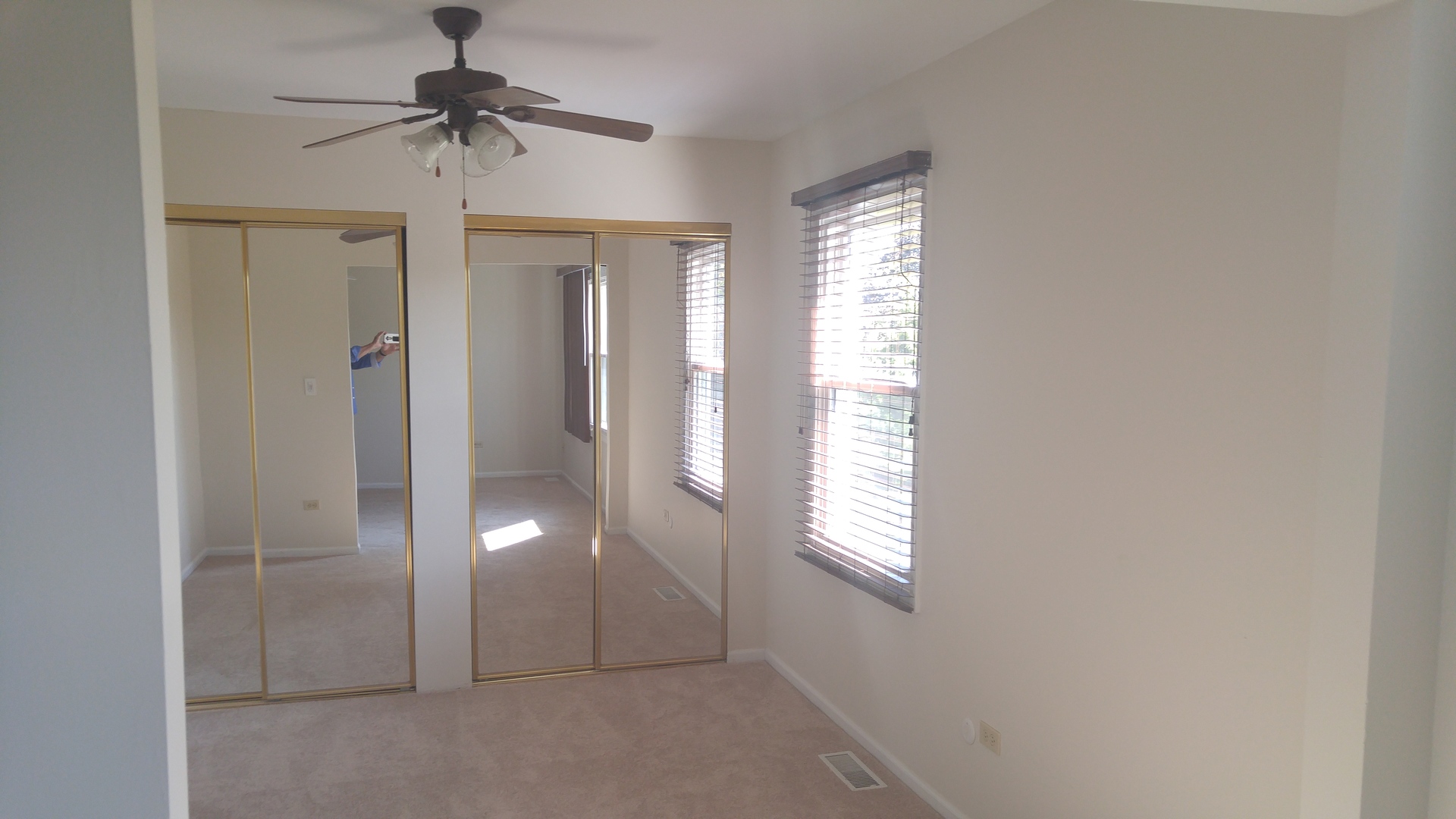 732 Longtree Drive Wheeling, IL 60090 - Photo 29 of 53