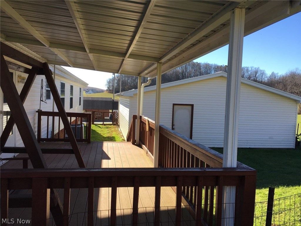 3432 Oldtown Valley Road Southwest New Philadelphia, OH 44663 - Photo 5 of 19 Gallery Image 5