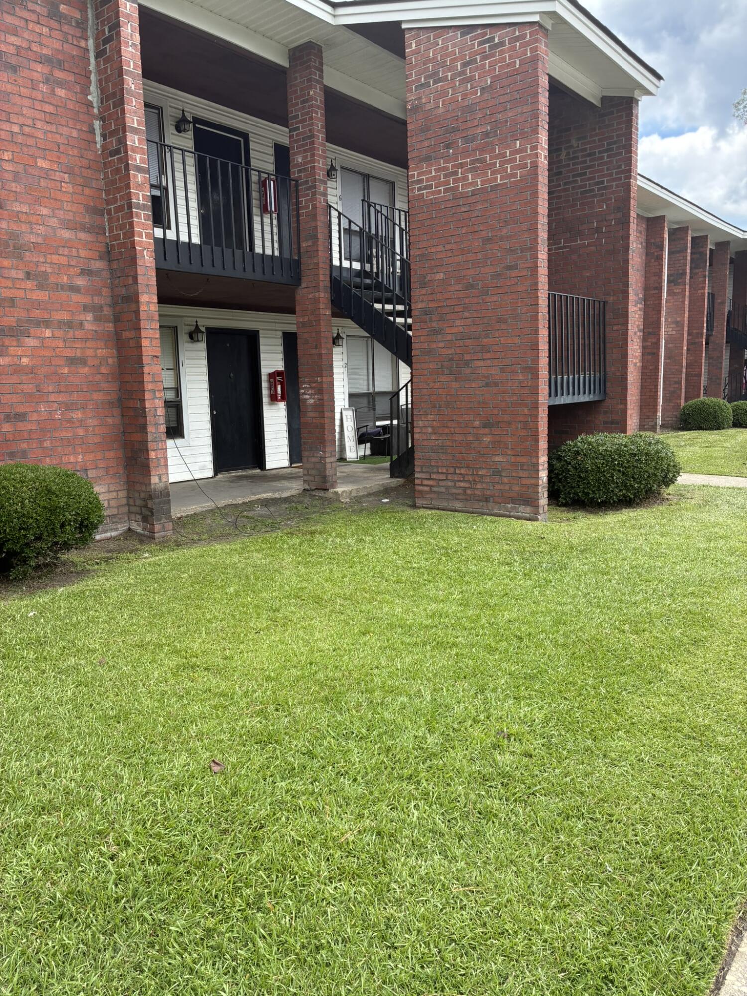 251 Rast Street, Unit C4 Sumter, SC 29150 - Photo 4 of 4 IMG_3261