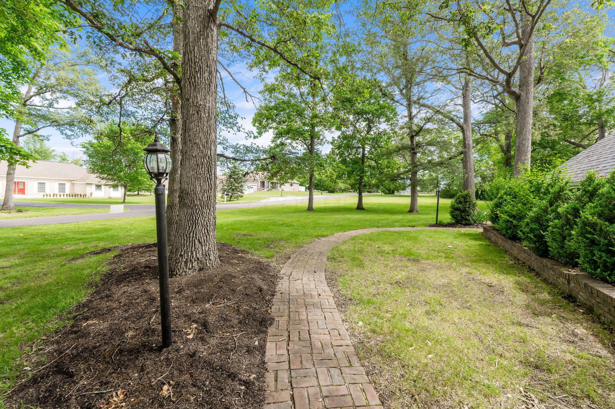 18169 Timber Trails Road Marysville, OH 43040 - Photo 28 of 43 18169 Timber Trails (Exterior)-15