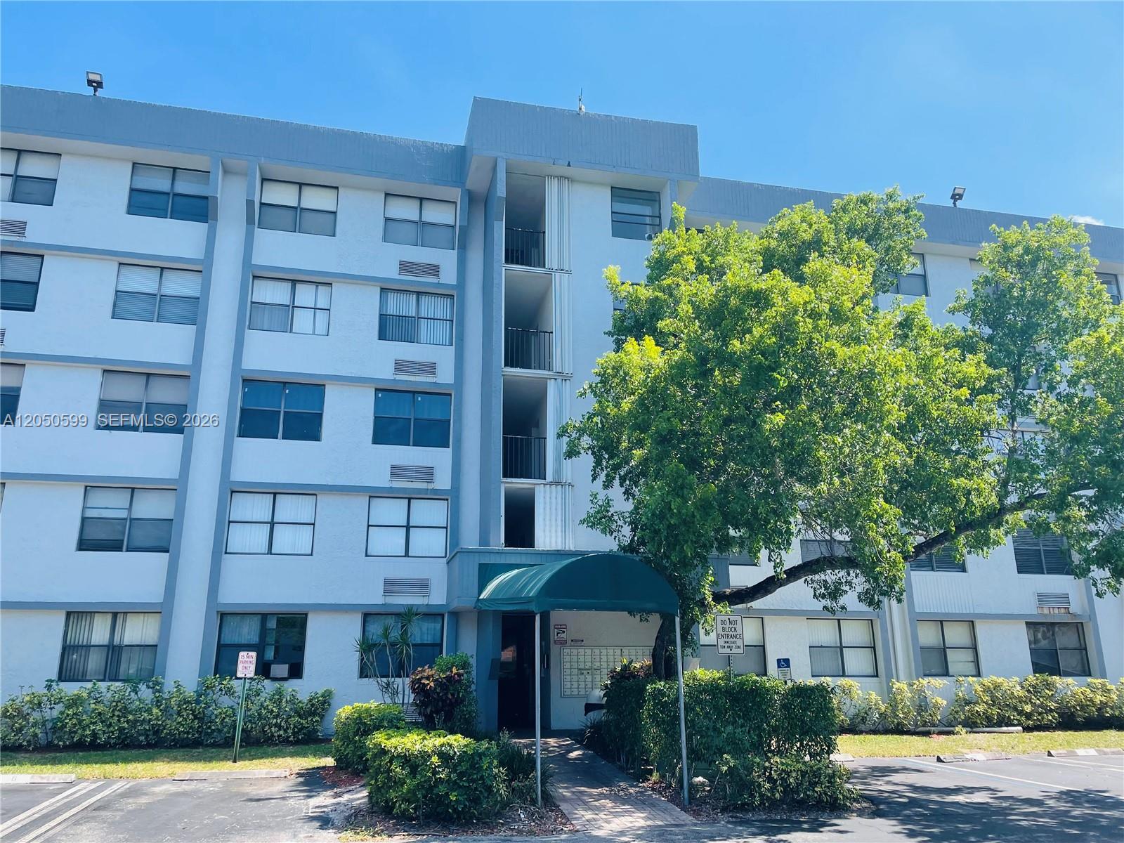 2401 Riverside Drive, Unit 114B Coral Springs, FL 33065 - Photo 1 of 15