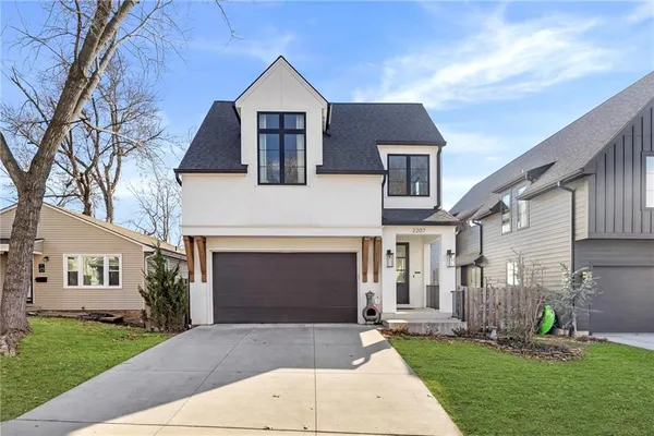 $1,150,000 | 2207 West 48th Street, Westwood, KS 66205