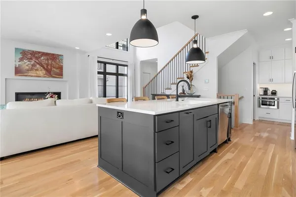 $1,150,000 | 2207 West 48th Street, Westwood, KS 66205