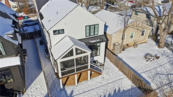 $1,150,000 | 2207 West 48th Street, Westwood, KS 66205
