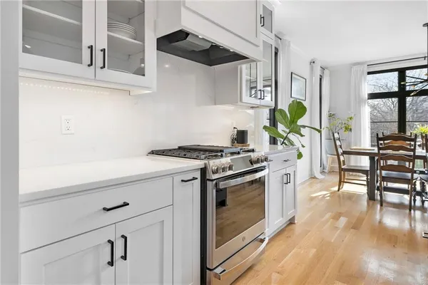 $1,150,000 | 2207 West 48th Street, Westwood, KS 66205