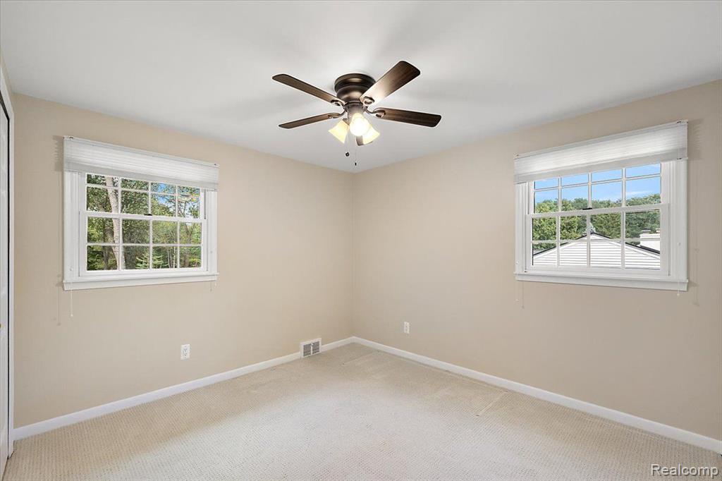 144 Oaklane Drive Rochester Hills, MI 48306 - Photo 47 of 74