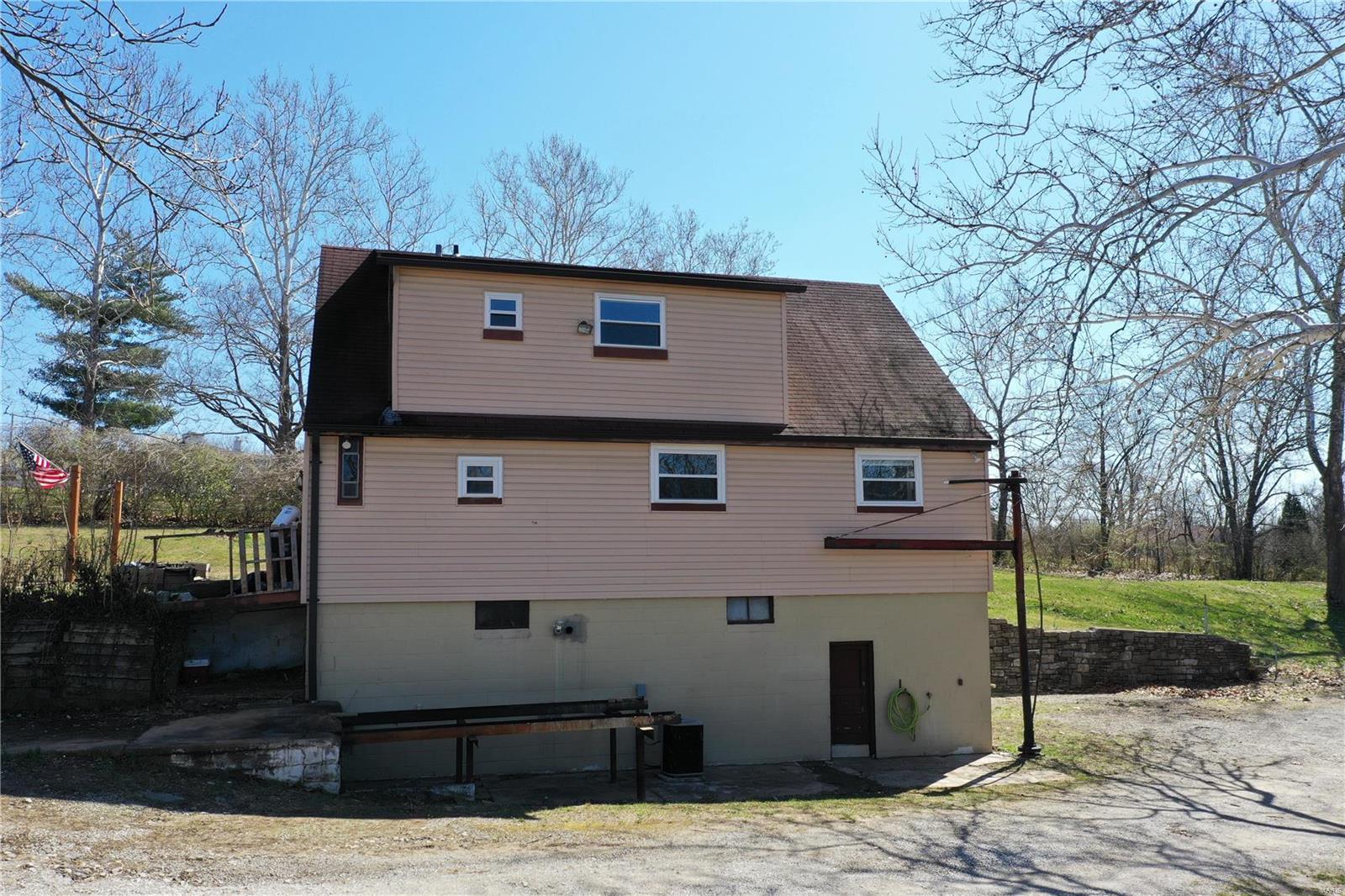 5131 Ringer Road St. Louis, MO 63129 - Photo 41 of 80 Gallery Image 41