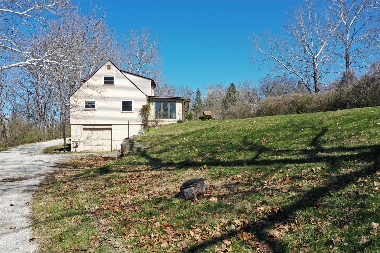 5131 Ringer Road St. Louis, MO 63129 - Photo 42 of 80 Gallery Image 42