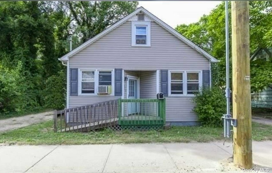 538 Mastic Road Mastic Beach, NY 11951 - Photo 1 of 1 Gallery Image 1