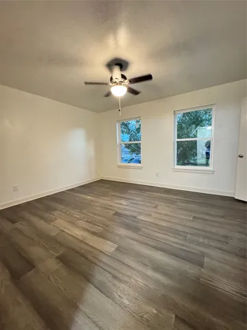 $2,100 | 10002 Knoboak Drive, Unit 43, Houston, TX 77080