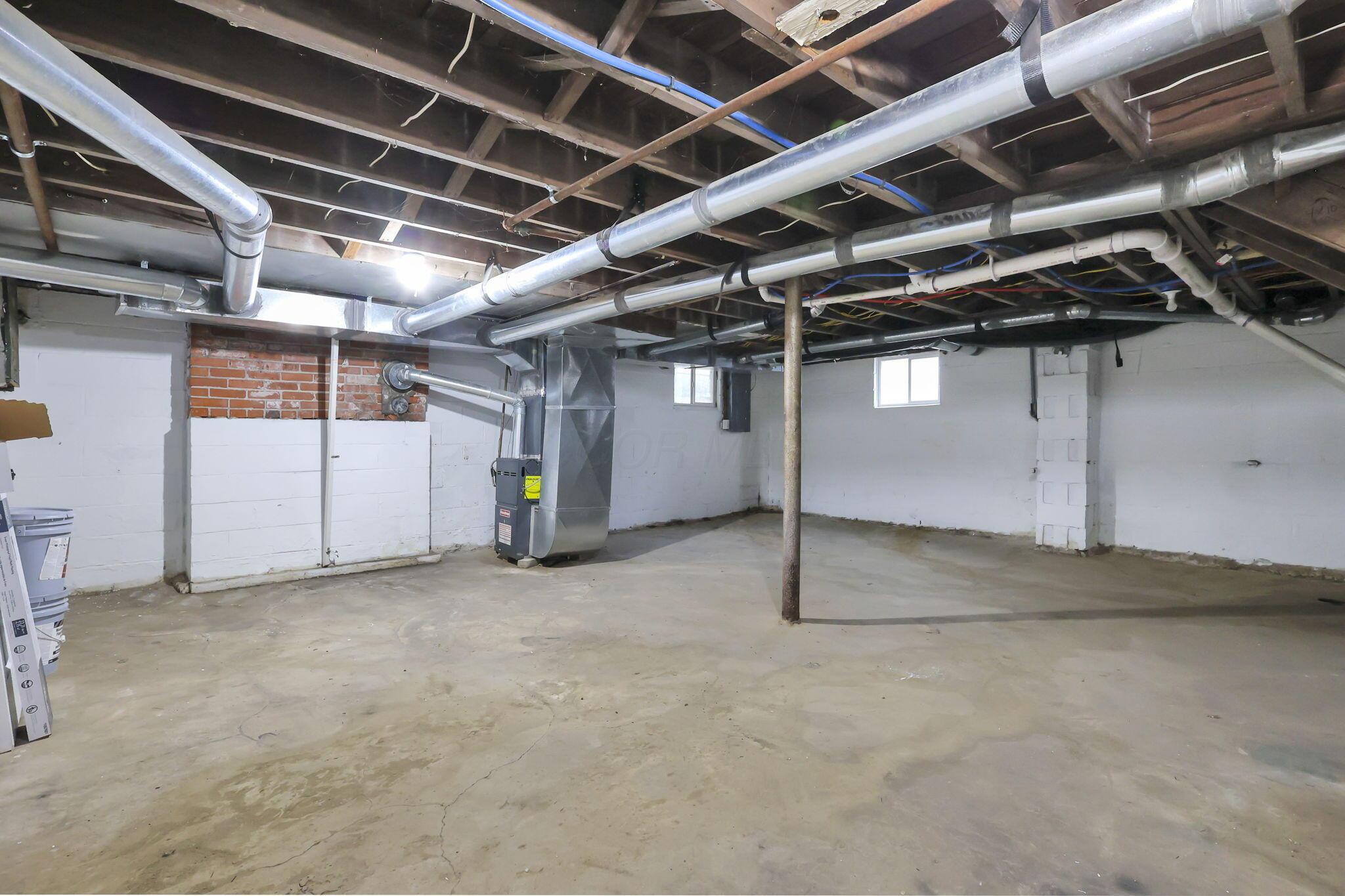 1318 Lockbourne Road Columbus, OH 43206 - Photo 45 of 53
