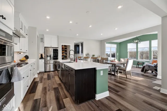 $675,000 | 15618 Temple Wood Circle, Fishers, IN 46037