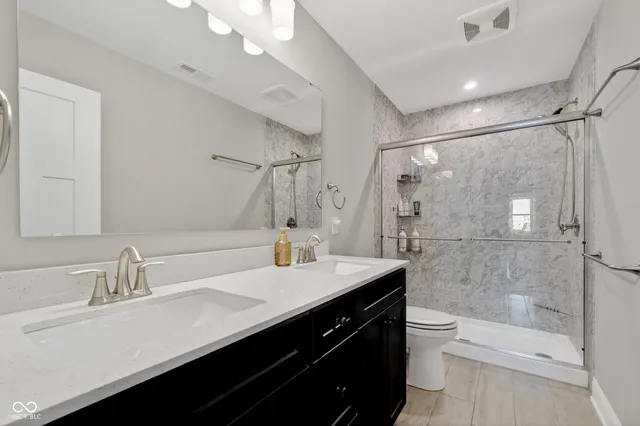 $675,000 | 15618 Temple Wood Circle, Fishers, IN 46037