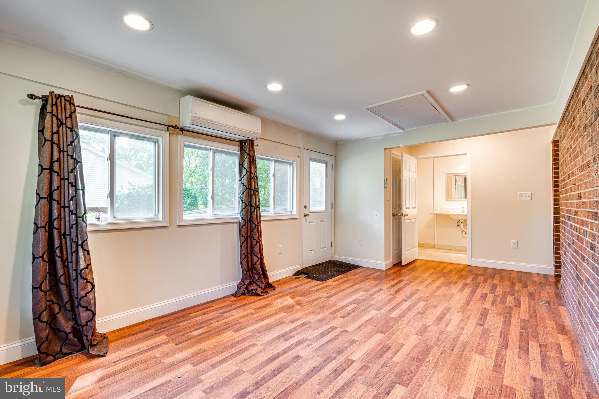 7109 Larrlyn Drive Springfield, VA 22151 - Photo 13 of 30