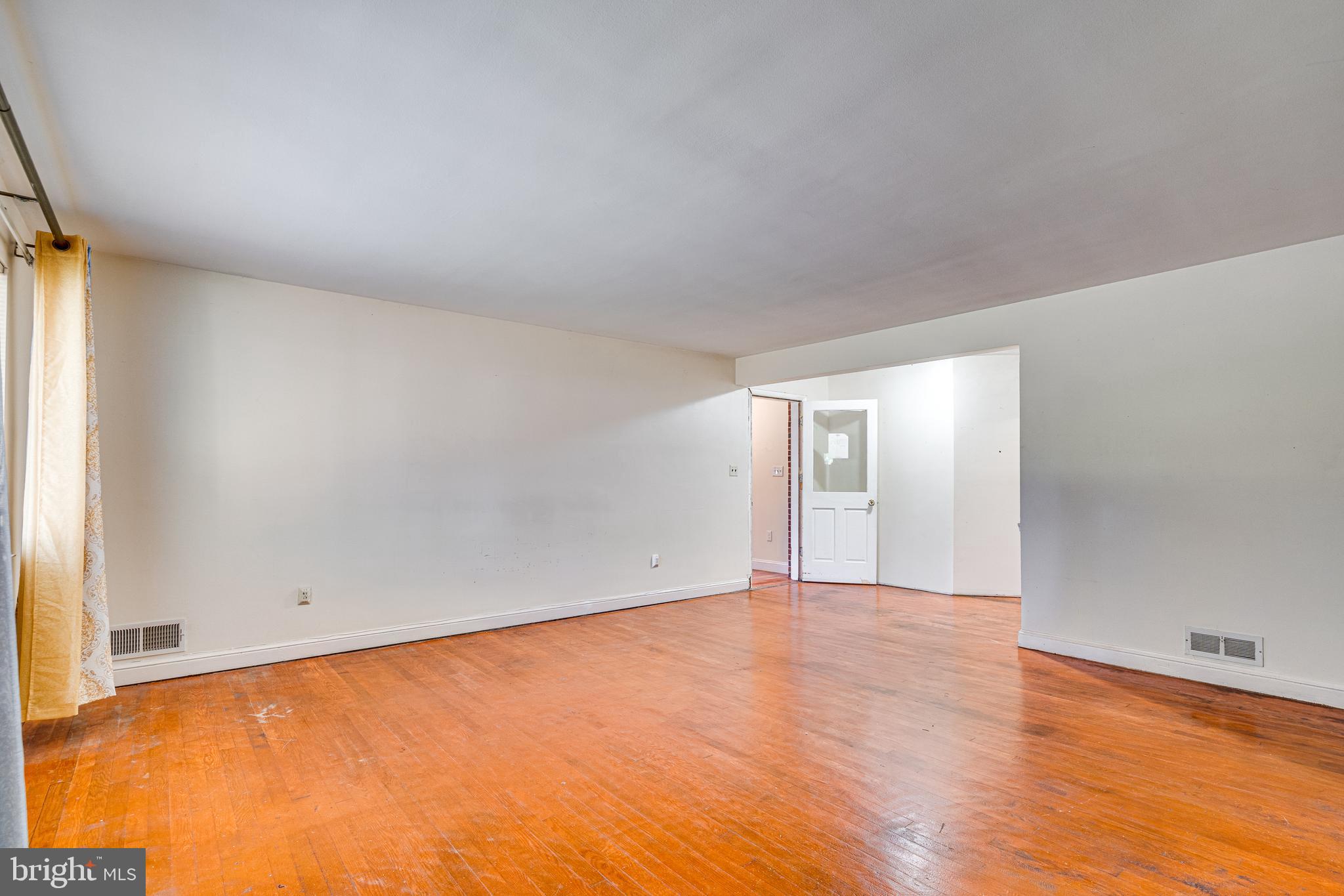 7109 Larrlyn Drive Springfield, VA 22151 - Photo 7 of 30