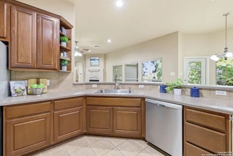 $725,000 | 2291 Frontier, Spring Branch, TX 78070