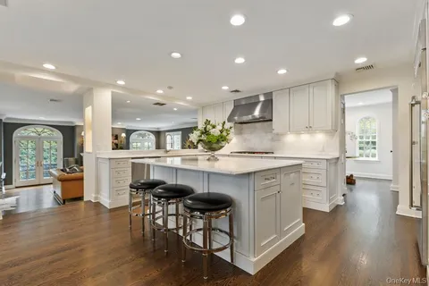 $5,995,000 | 8 Boxwood Lane, Rye, NY 10580