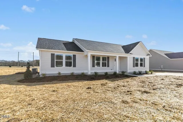 $268,840 | 104 Dees Meadow Lane, Fremont, NC 27830