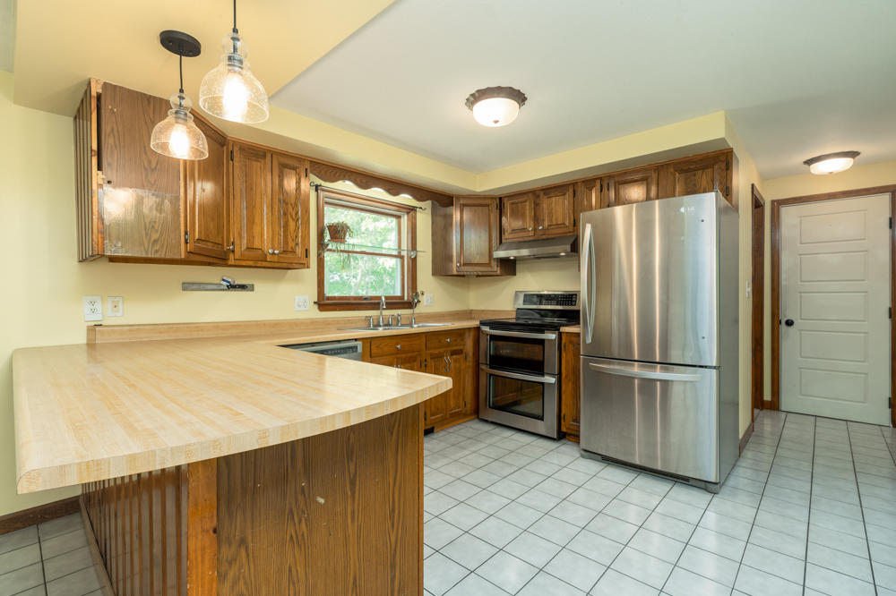 130 Company Road Biddeford, ME 04005 - Photo 4 of 45 130CompanyRoad-15
