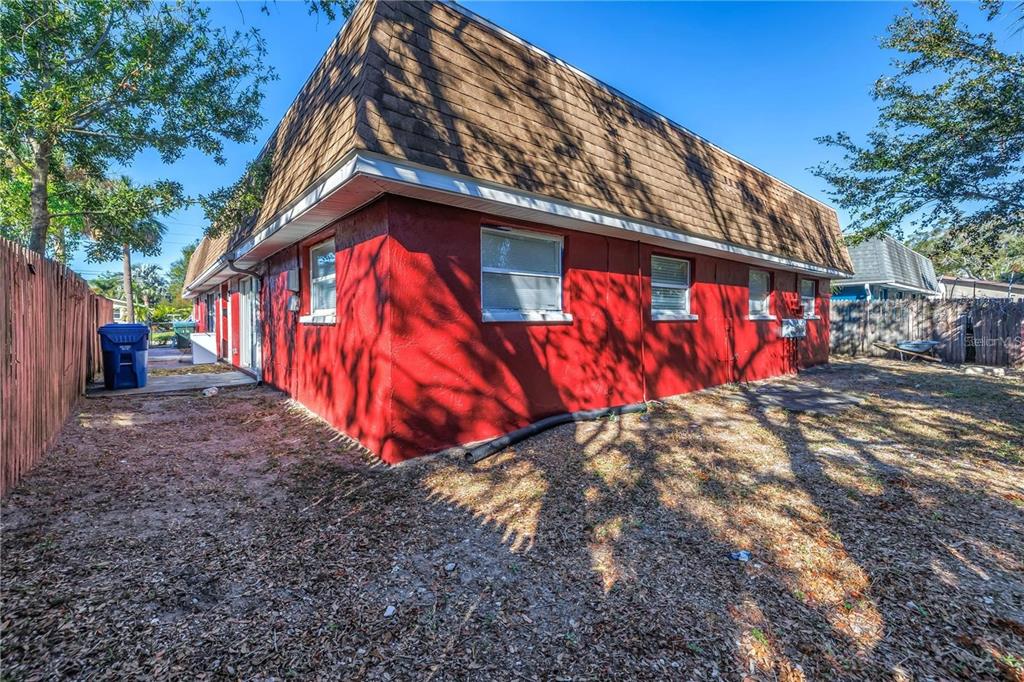 185 Fulton Street Northeast Largo, FL 33771 - Photo 15 of 21