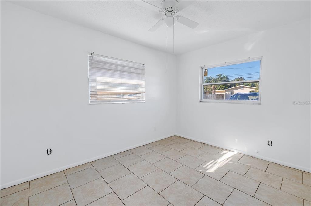 185 Fulton Street Northeast Largo, FL 33771 - Photo 9 of 21