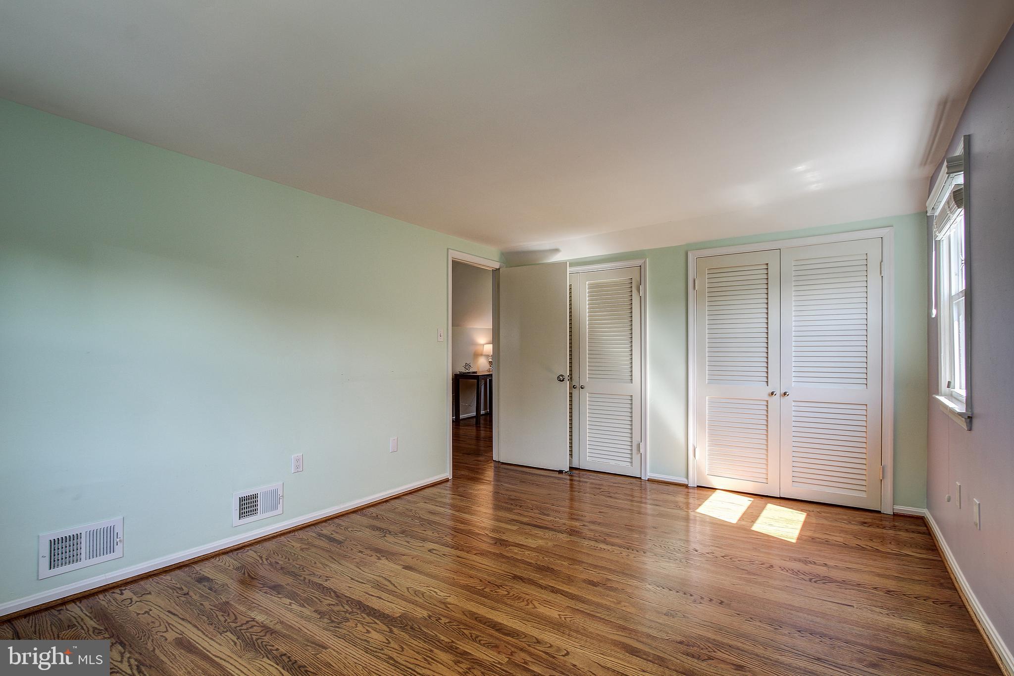 10133 Greenock Road Silver Spring, MD 20901 - Photo 30 of 41 Double closets
