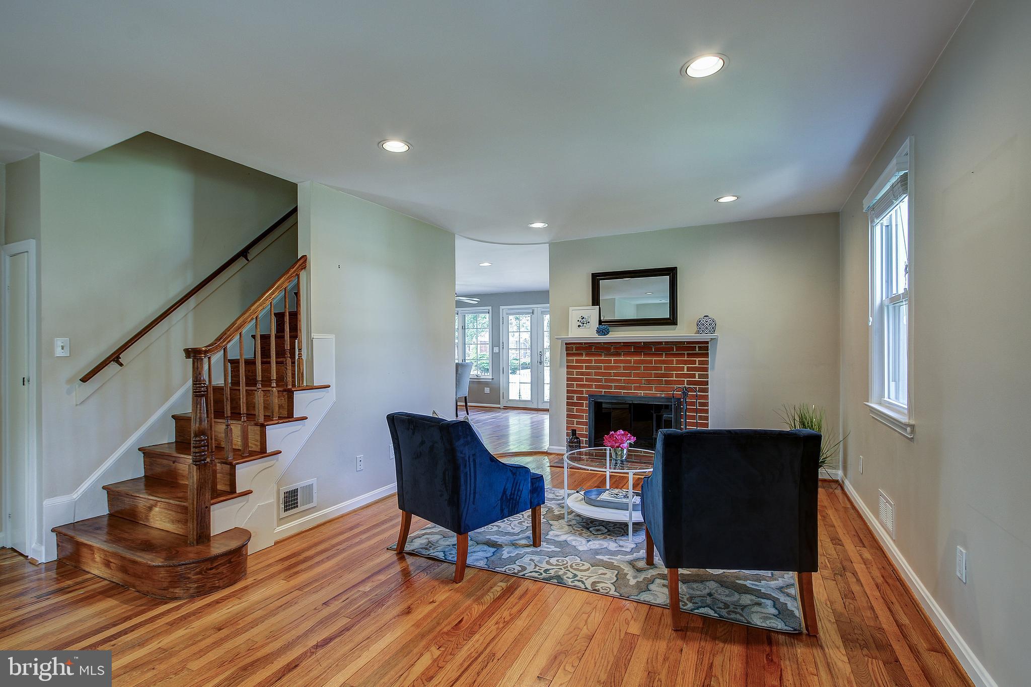 10133 Greenock Road Silver Spring, MD 20901 - Photo 10 of 41 Wood burning fireplace