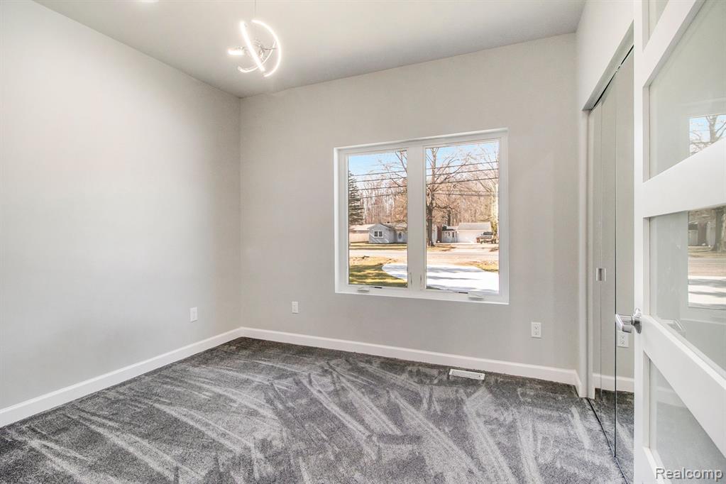 13342 Grafton Road Carleton, MI 48117 - Photo 22 of 32