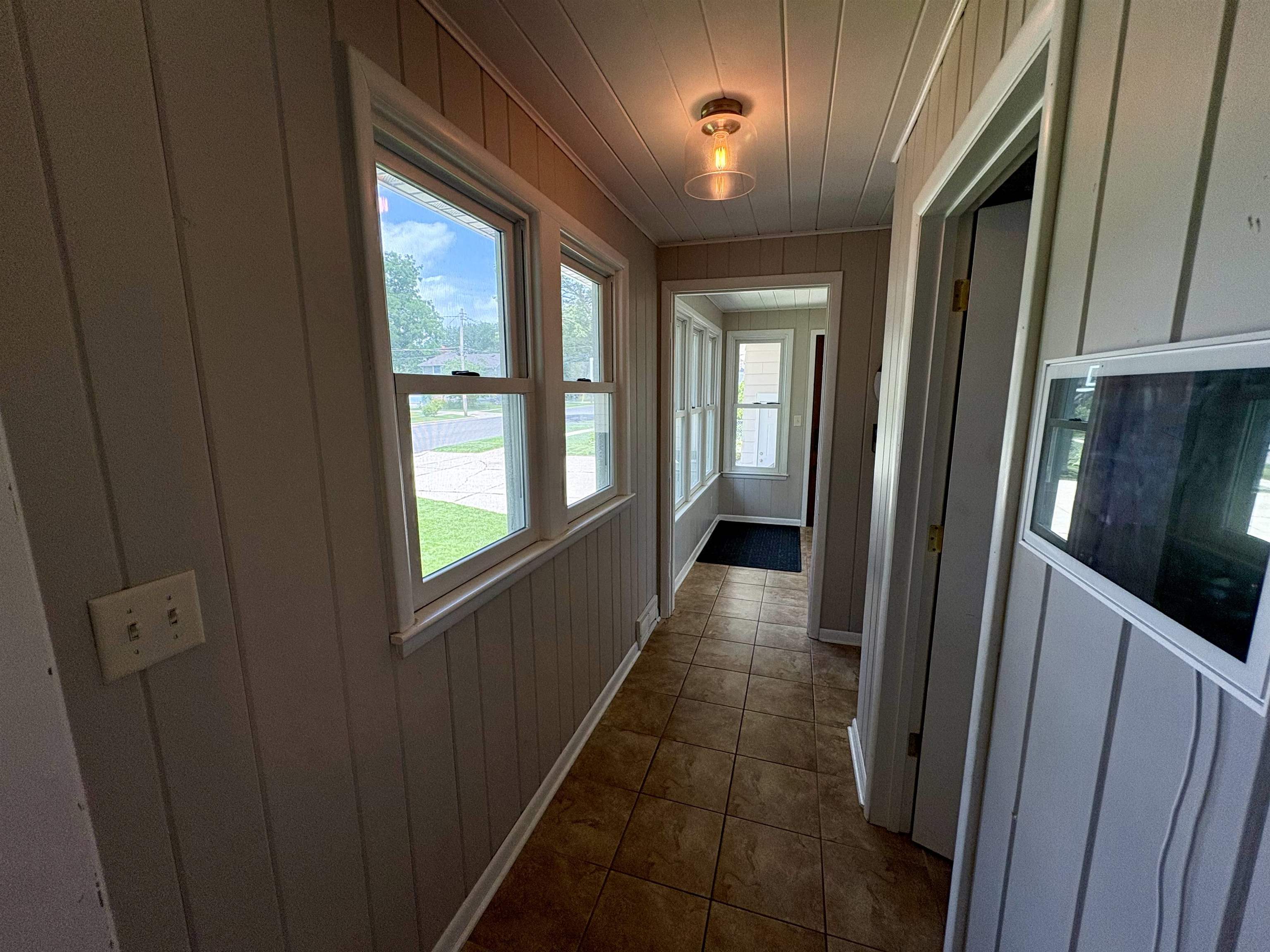 7226 Hubbard Avenue Middleton, WI 53562 - Photo 30 of 54