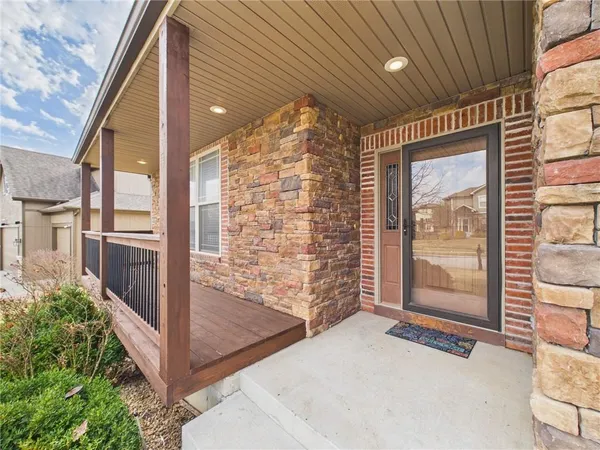 $470,000 | 1230 Hillmann Lane, Warrensburg, MO 64093