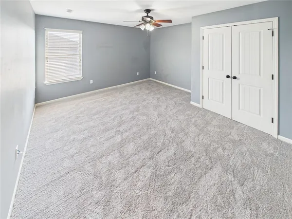 $470,000 | 1230 Hillmann Lane, Warrensburg, MO 64093