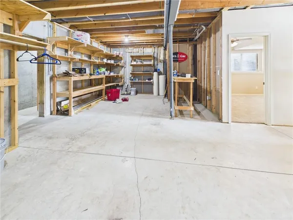 $470,000 | 1230 Hillmann Lane, Warrensburg, MO 64093