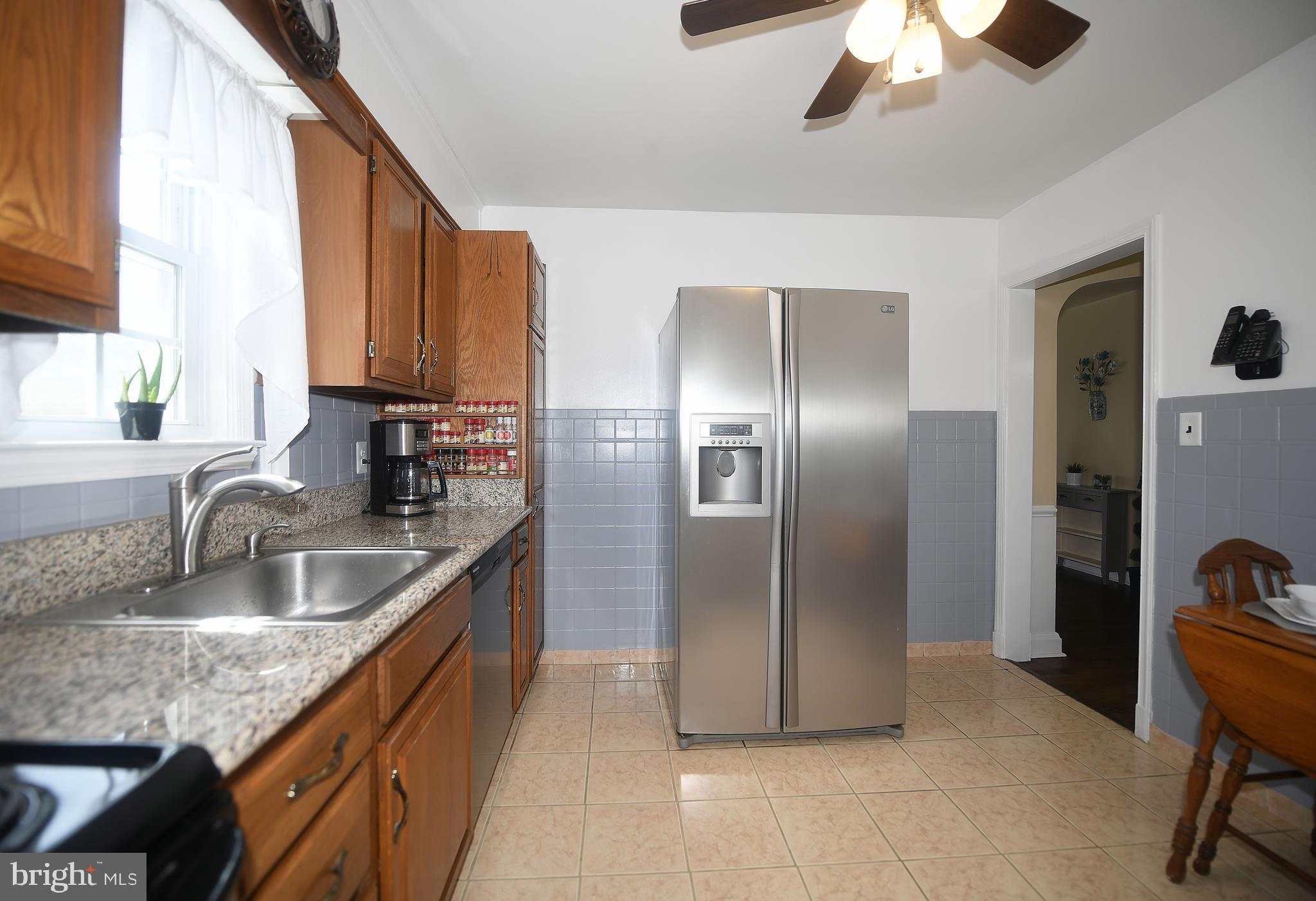 4226 East Joppa Road Baltimore, MD 21236 - Photo 12 of 38