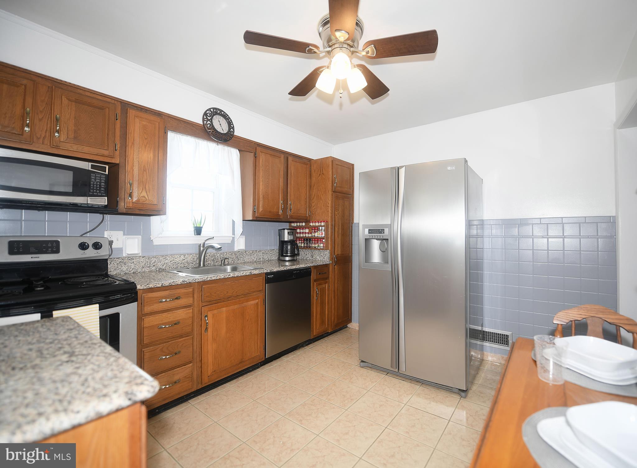 4226 East Joppa Road Baltimore, MD 21236 - Photo 13 of 38