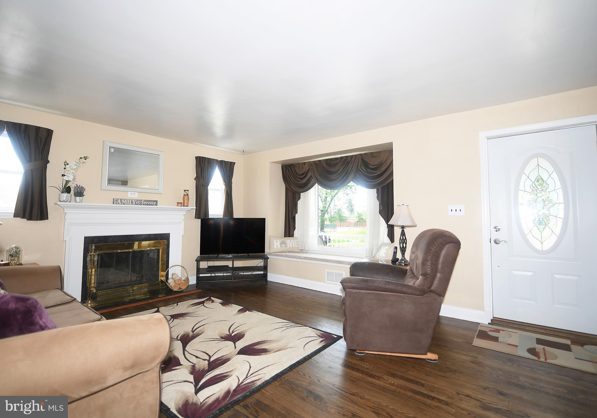 4226 East Joppa Road Baltimore, MD 21236 - Photo 6 of 38