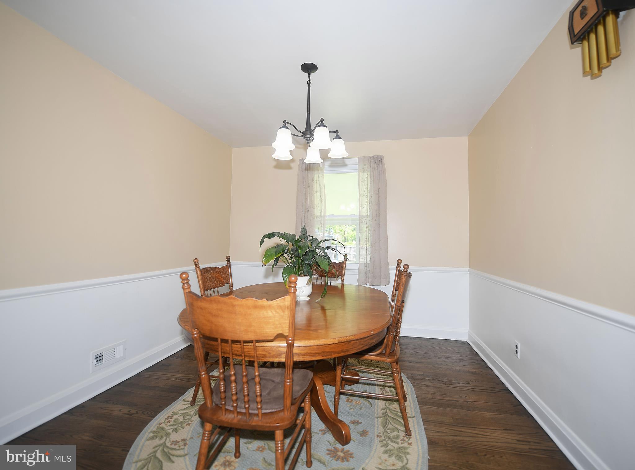 4226 East Joppa Road Baltimore, MD 21236 - Photo 7 of 38