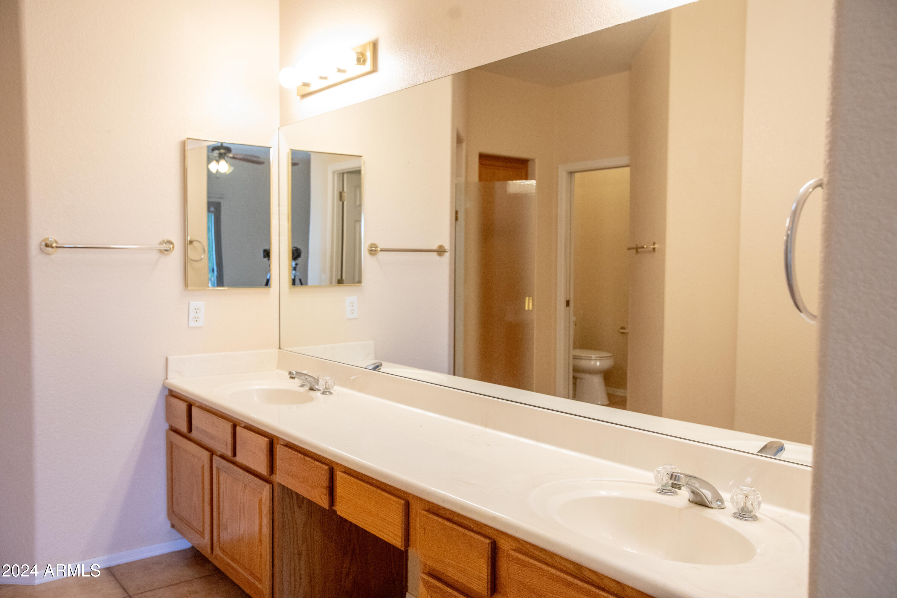 2625 North Recker Road, Unit 9 Mesa, AZ 85215 - Photo 11 of 20 2625 N Recker Rd Mesa-25