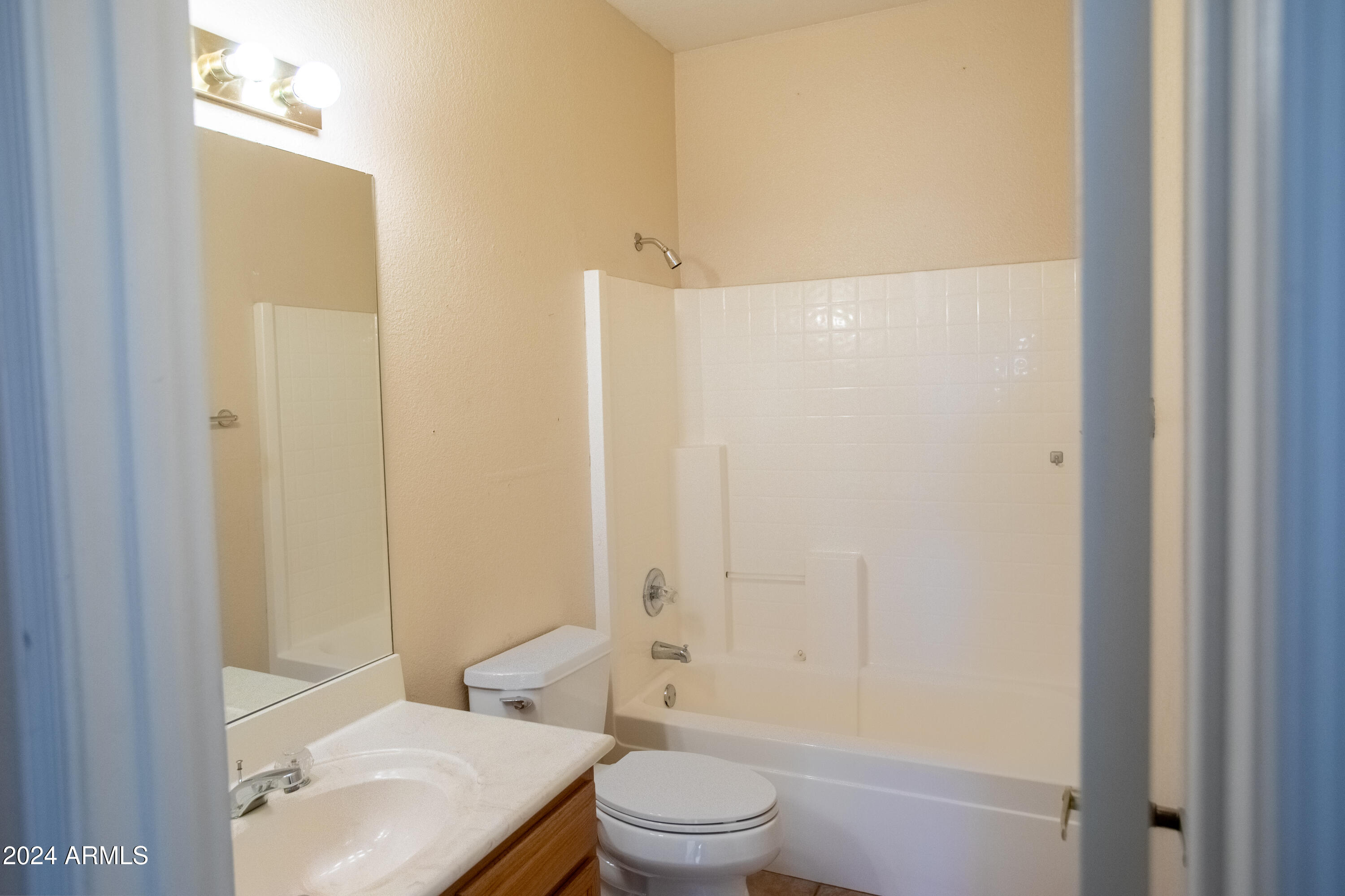 2625 North Recker Road, Unit 9 Mesa, AZ 85215 - Photo 12 of 20 2625 N Recker Rd Mesa-14