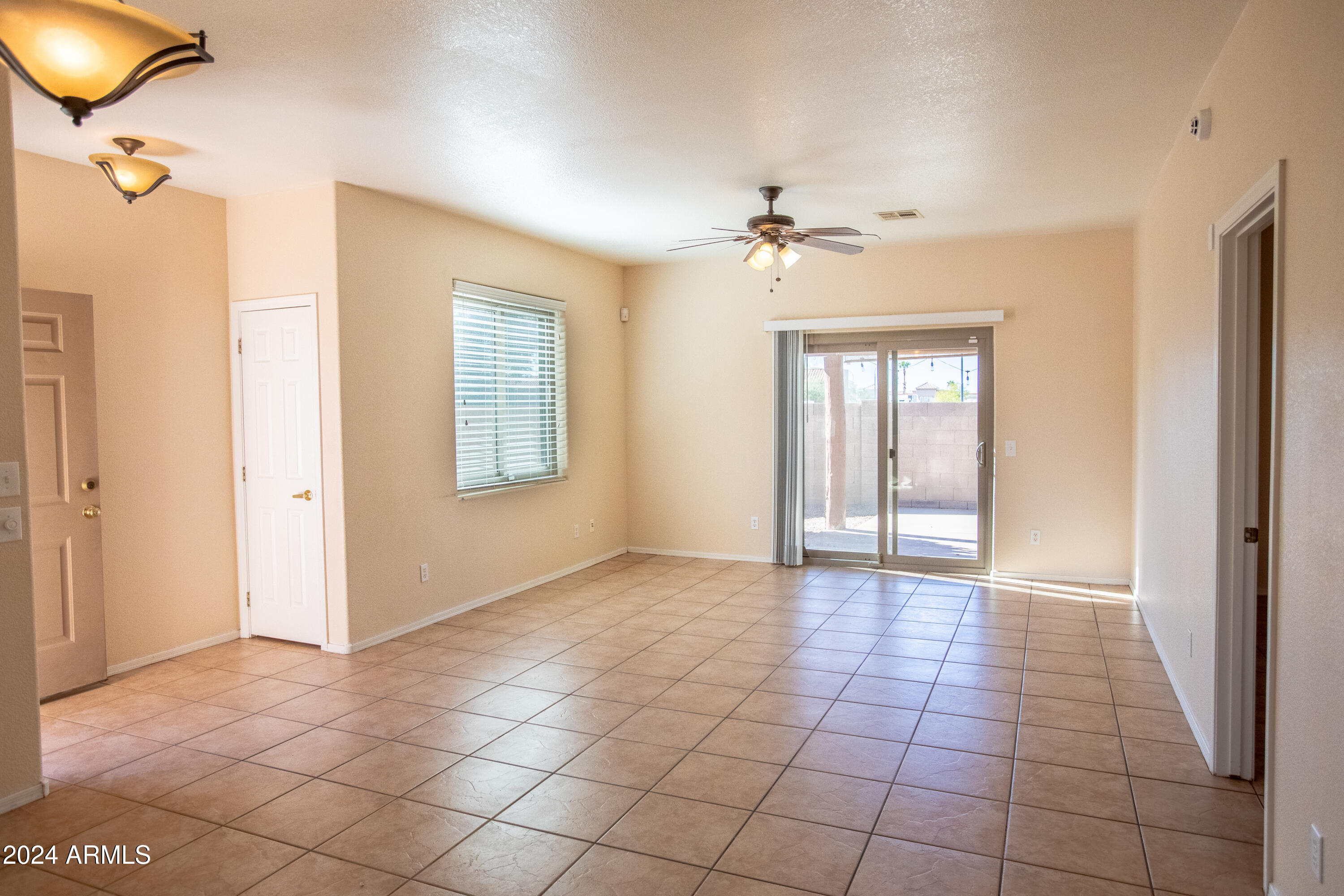 2625 North Recker Road, Unit 9 Mesa, AZ 85215 - Photo 3 of 20 2625 N Recker Rd Mesa-6