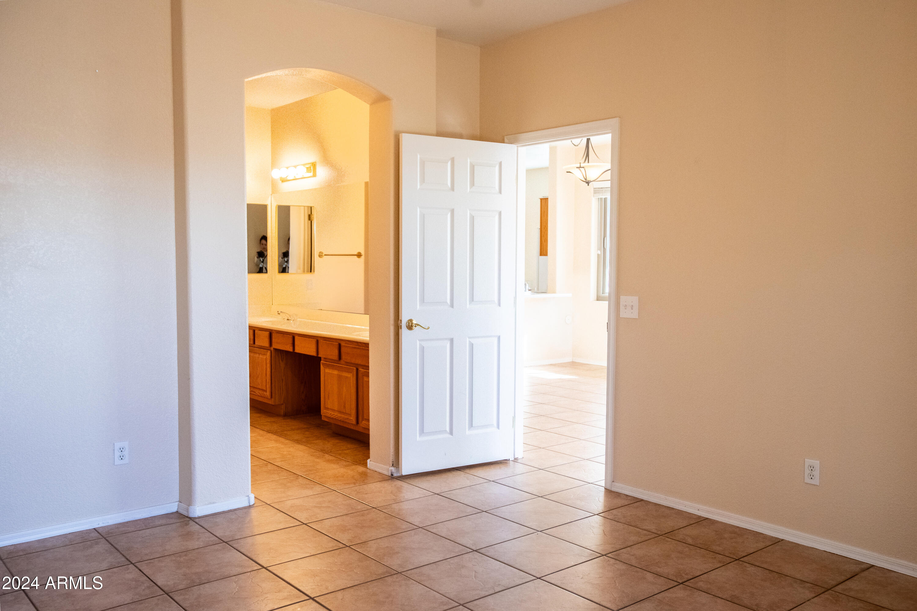 2625 North Recker Road, Unit 9 Mesa, AZ 85215 - Photo 8 of 20 2625 N Recker Rd Mesa-23