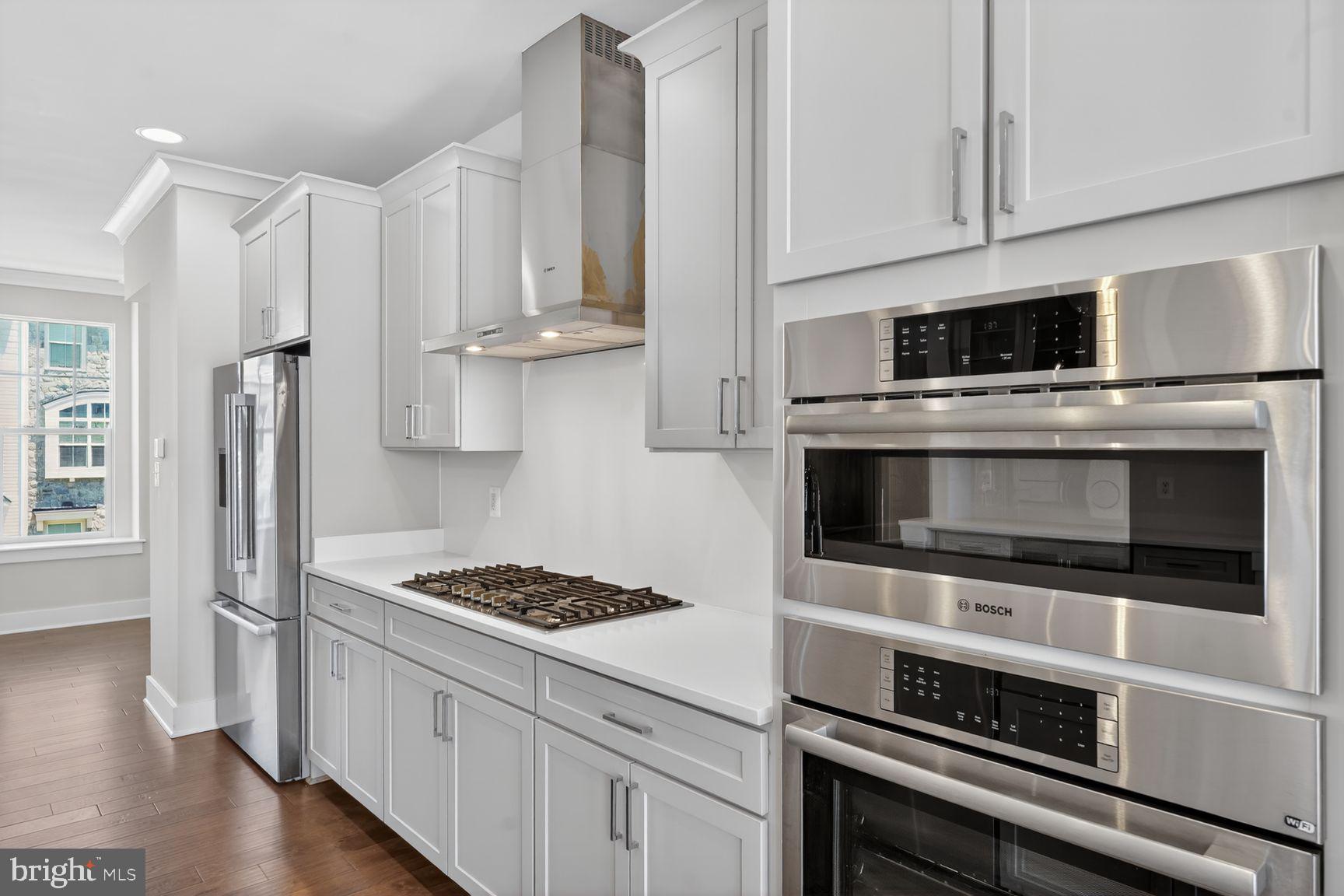 5128 Ridgeview Retreat Drive Chantilly, VA 20151 - Photo 13 of 39