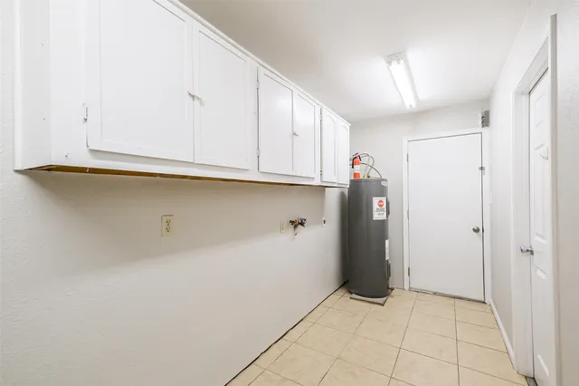 $2,200 | 21330 Park Run Drive, Katy, TX 77450