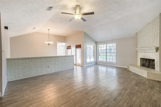 $2,200 | 21330 Park Run Drive, Katy, TX 77450